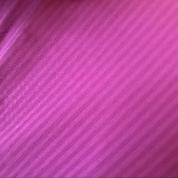 Lululemon In Flux Reversible Jacket in Regal Plum Sz 6 - Picture 8 of 14